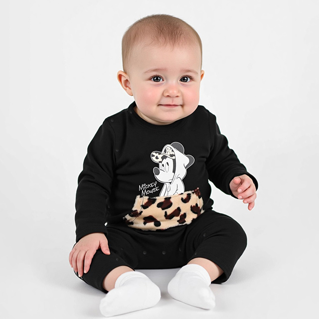 こども服　クリスマスギフト ディズニー