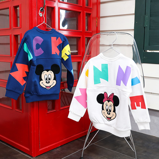 disneyバックBIGロゴトレーナー