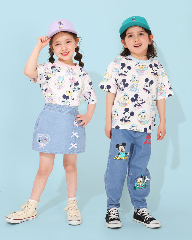 こども服　Disney パステル総柄Tシャツ