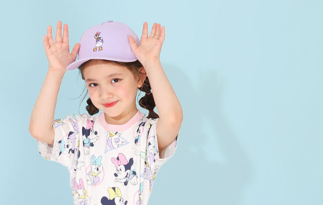 こども服　Disney パステル総柄Tシャツ