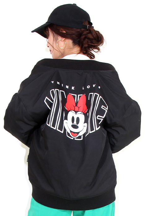 ディズニー こども服　親子コーデ　ミッキー　ミニー　アウター