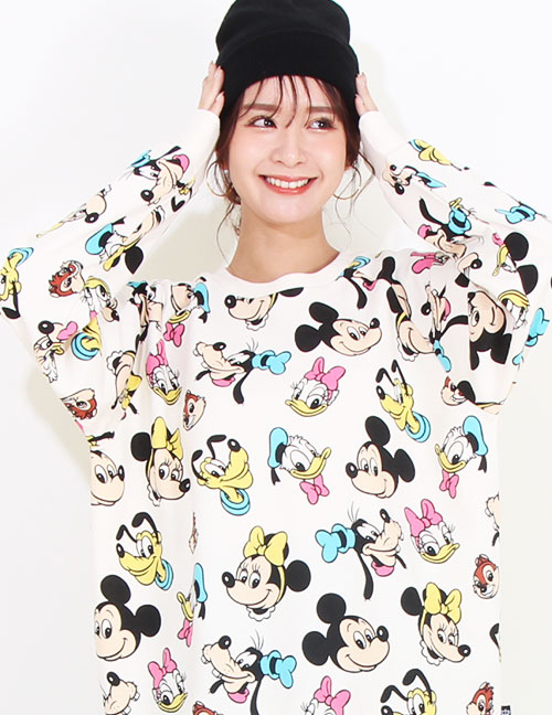 ディズニー こども服　親子コーデ　ミッキー　ミニー　トレーナー