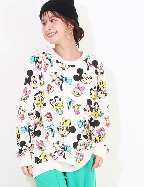 ディズニー こども服　親子コーデ　ミッキー　ミニー　トレーナー