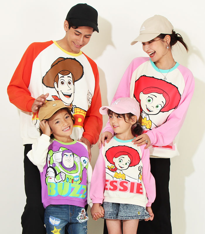 ディズニー こども服　トイストーリー　トレーナー　親子コーデ